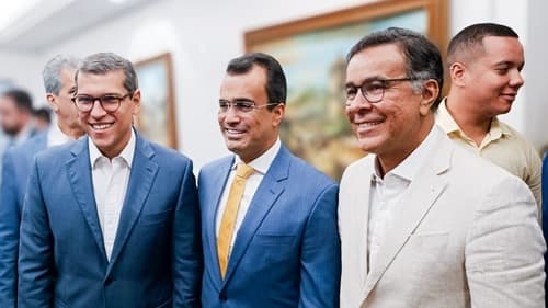 Ibirataia: Prefeito Sandro Futuca participa de entrega da Comenda 2 de Julho na Assembleia Legislativa da Bahia em Salvador