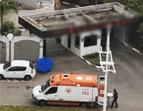 Homem entra em motel e agride casal na Bahia