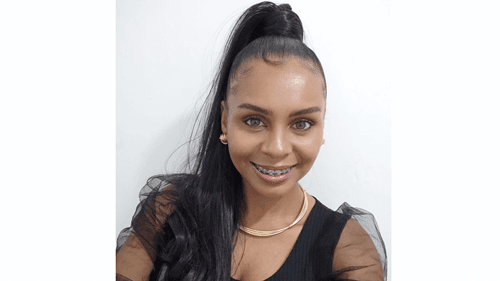 Ibirataia: Cantora Gospel ibirataense Adriana Santos viaja para cumprir  sua agenda em São Paulo