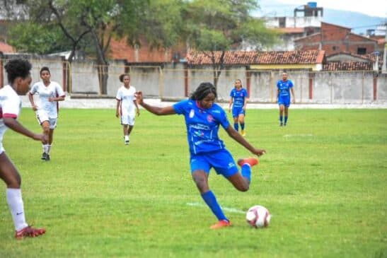 Doce Mel aplica goleada de 10 a 0 na abertura do Campeonato Baiano Feminino