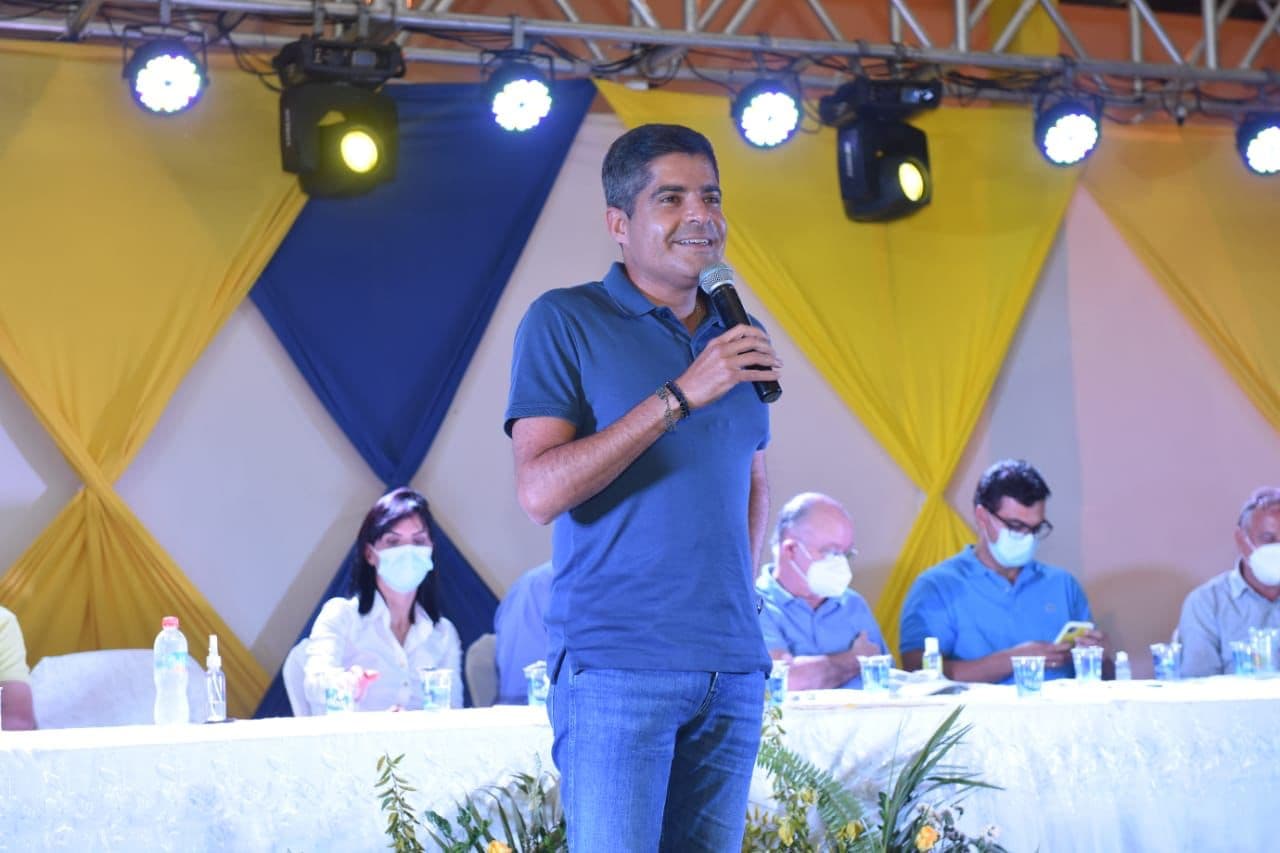 “É preciso tirar o governo da capital e levar para o interior, para cada região”, diz ACM Neto