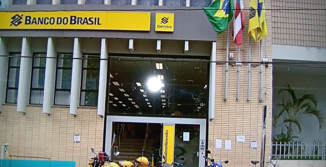 Bancários paralisam atividades nesta terça para cobrar vacinação