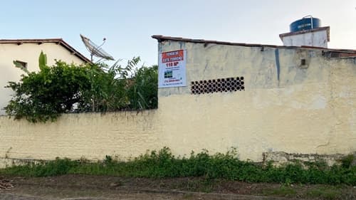 Vende-se terreno de 118 m² em localização privilegiada em Ibirataia
