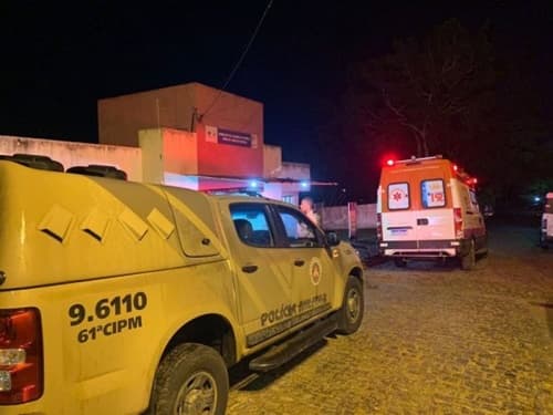 Ubatã: Jovem é levado a hospital após surto e quebra de equipamentos e móveis