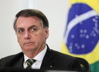 Gravações indicam envolvimento direto de Bolsonaro em 'rachadinha', diz coluna