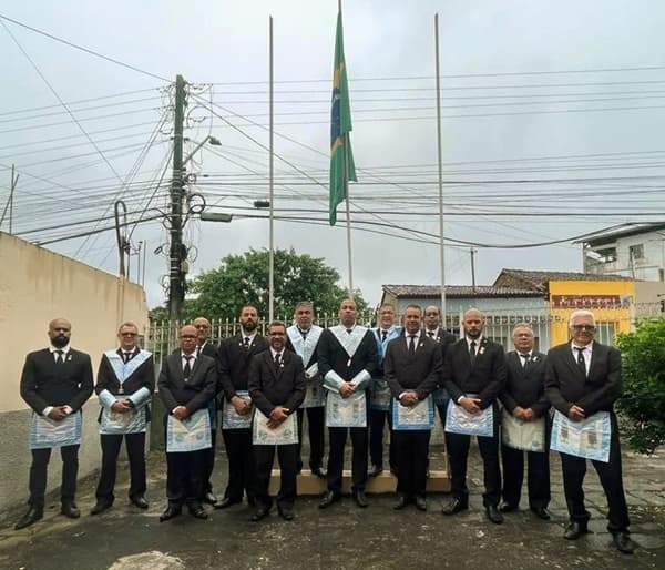 Ibirataia: Loja Maçônica União e Liberdade, n° 53, celebra o 201º Aniversário da Independência do Brasil com hasteamento da bandeira