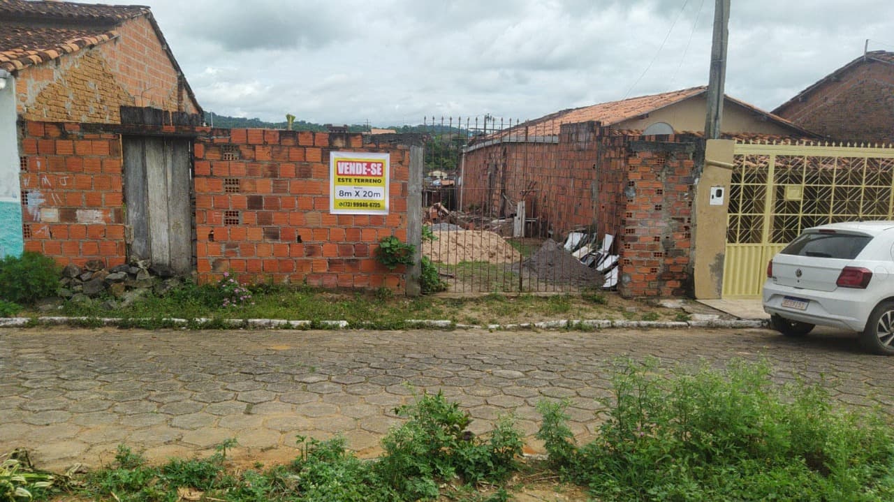 Vende-se um terreno em Ibirataia