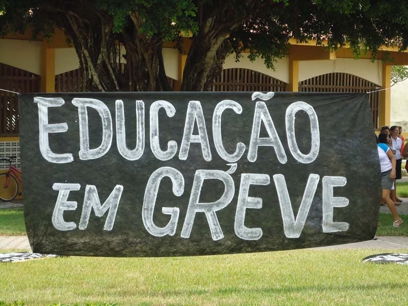 Professores de Ruy Barbosa entram em greve a partir desta segunda
