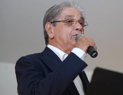 Campanha pede doação de sangue para o comunicador João Araújo