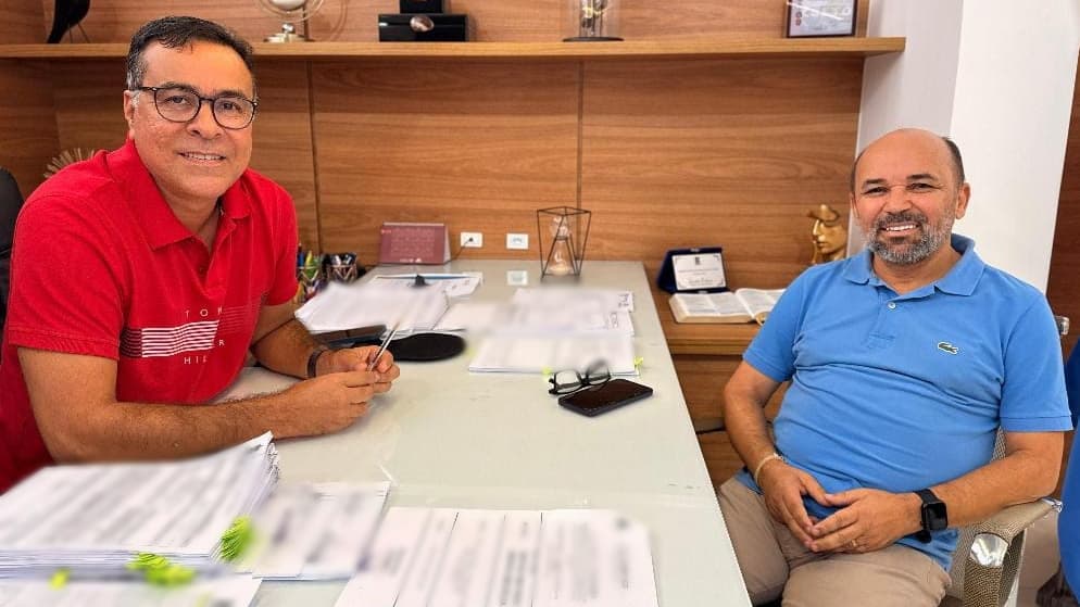 Ibirataia: Vereador Fatel se reúne com prefeito Futuca para discutir avanços para o município