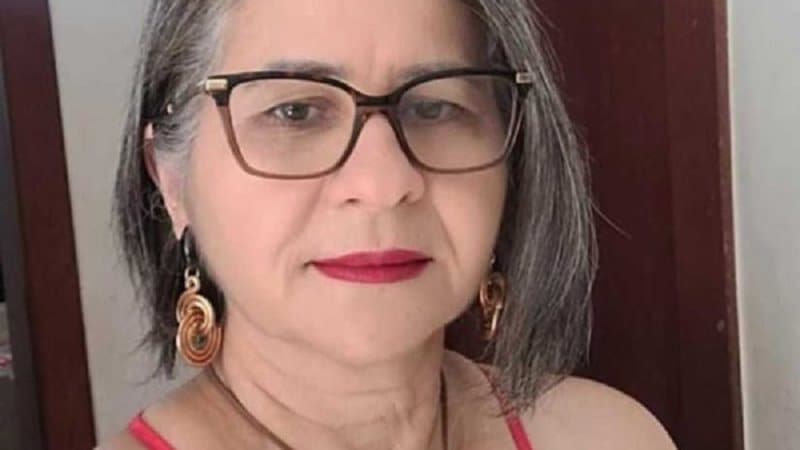 Professora é esfaqueada pelo filho, passa dias na UTI e morre