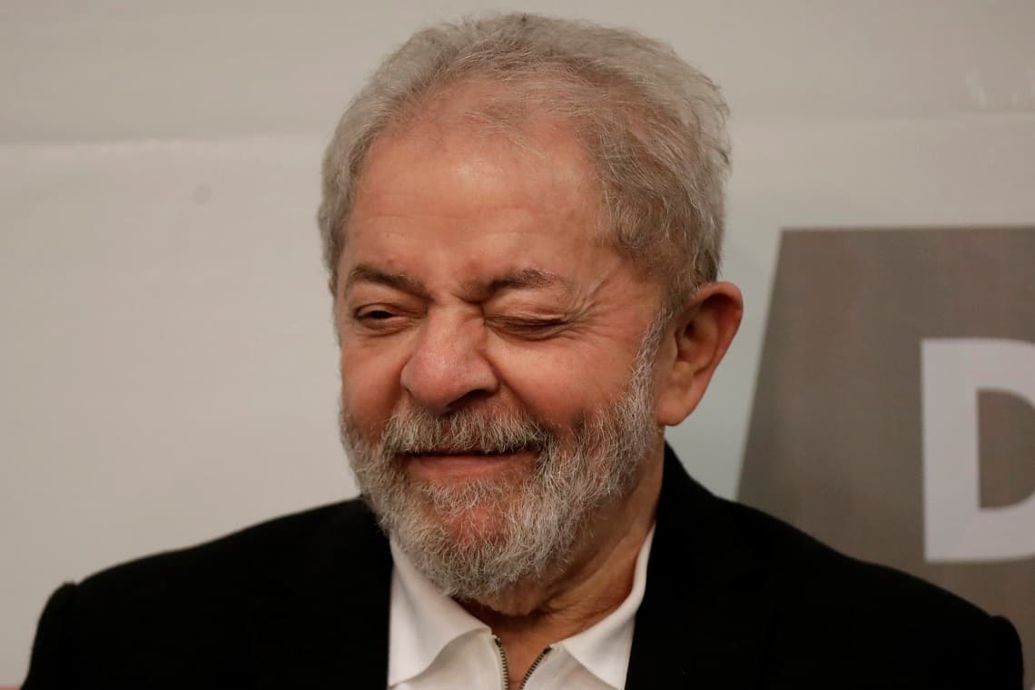 Pesquisa aponta vitória de Lula contra Bolsonaro no segundo turno