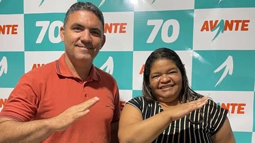 Ibirataia: Núbia Lopes destaca compromisso com educação em reunião com Juca Muniz