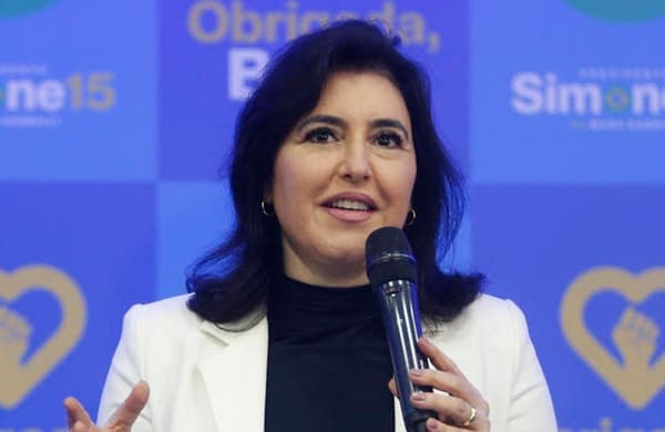 Simone Tebet anuncia apoio a Lula no segundo turno das eleições 2022