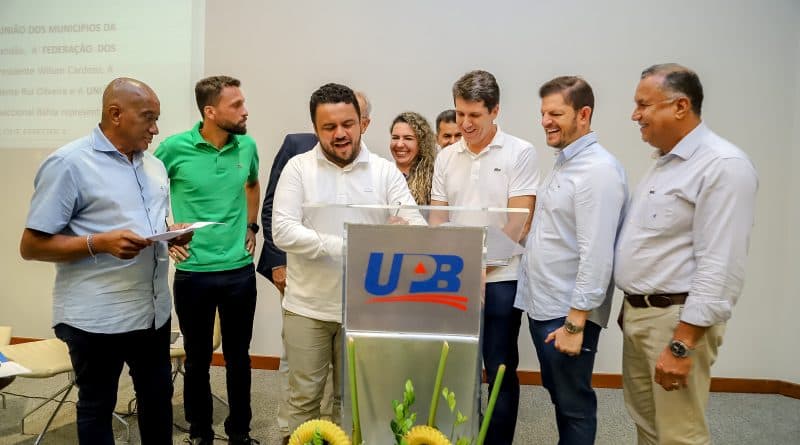 UPB e APLB: Entidades firmam protocolo de intenções para regionalizar discussão sobre piso do magistério
