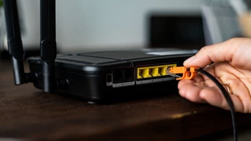 Homem é assassinado após se recusar a compartilhar internet na Bahia