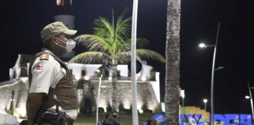 Toque de recolher é prorrogado na Bahia; aulas seguem semipresenciais e bares funcionam até 19h