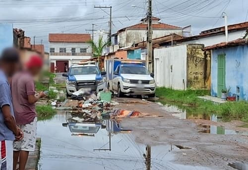 Homem é encontrado morto com várias facadas na Bahia