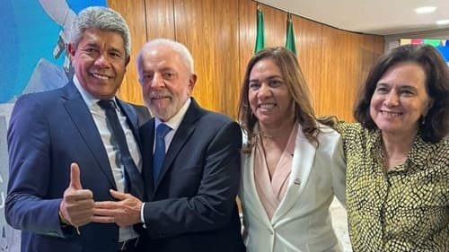 Em Brasília, Jerônimo Rodrigues acompanha Lula no anúncio do Complexo Econômico-Industrial da Saúde na Bahia