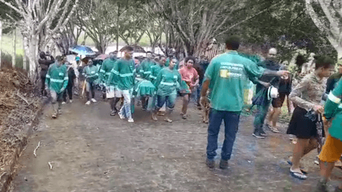 Comunidade de Ibirataia se despede com comoção de Jerusa Teixeira; assista