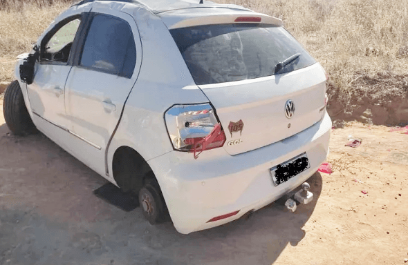 Rodas de carro são furtadas após acidente na zona rural em Guanambi