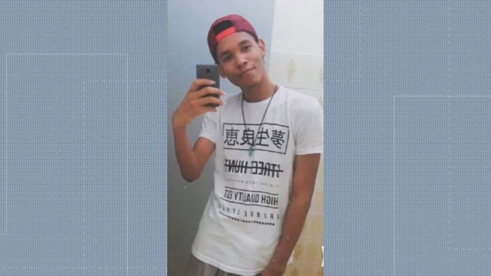 Cliente discute por desconto e atira em atendente do McDonald’s