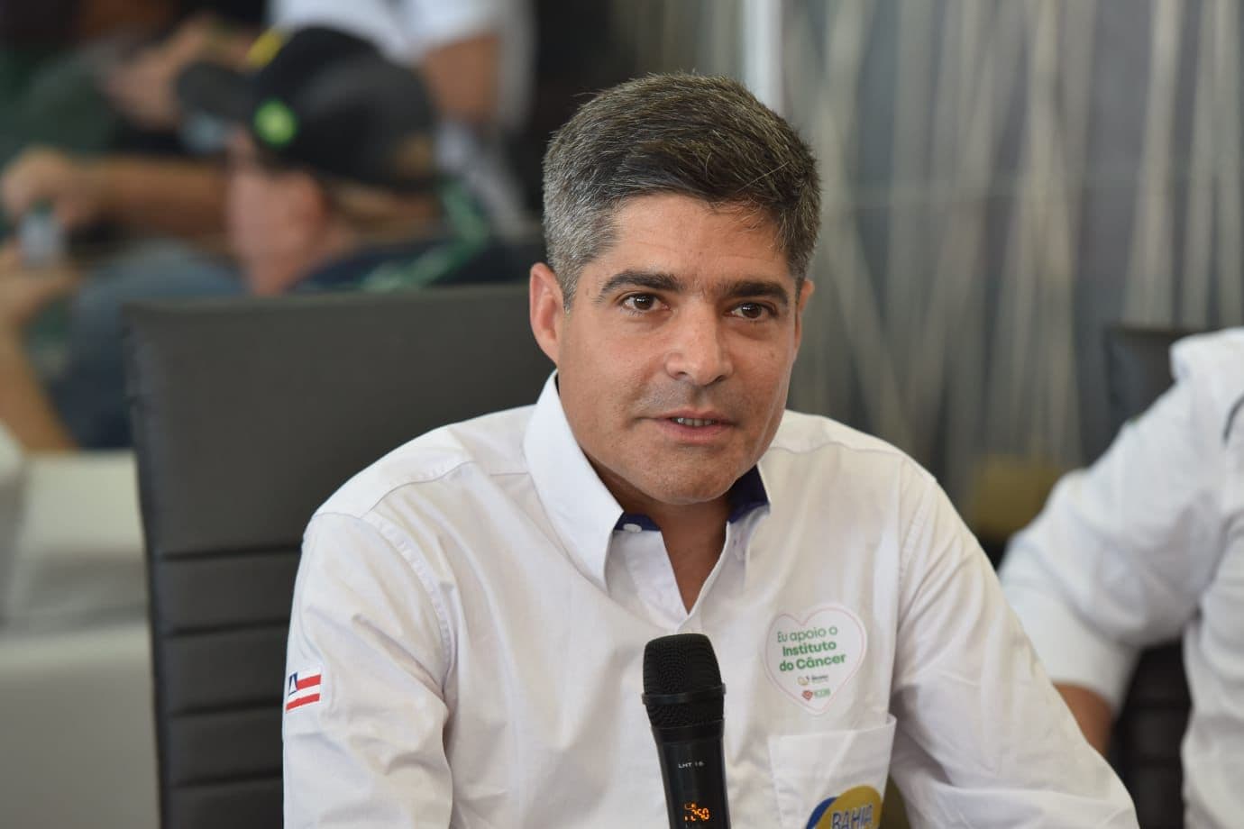 ACM Neto diz que não vai usar mesmas palavras de Rui: “diferentemente dele eu não estou desesperado”