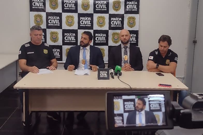 Esposa e amante se juntam para matar homem e ficarem com seguro de vida