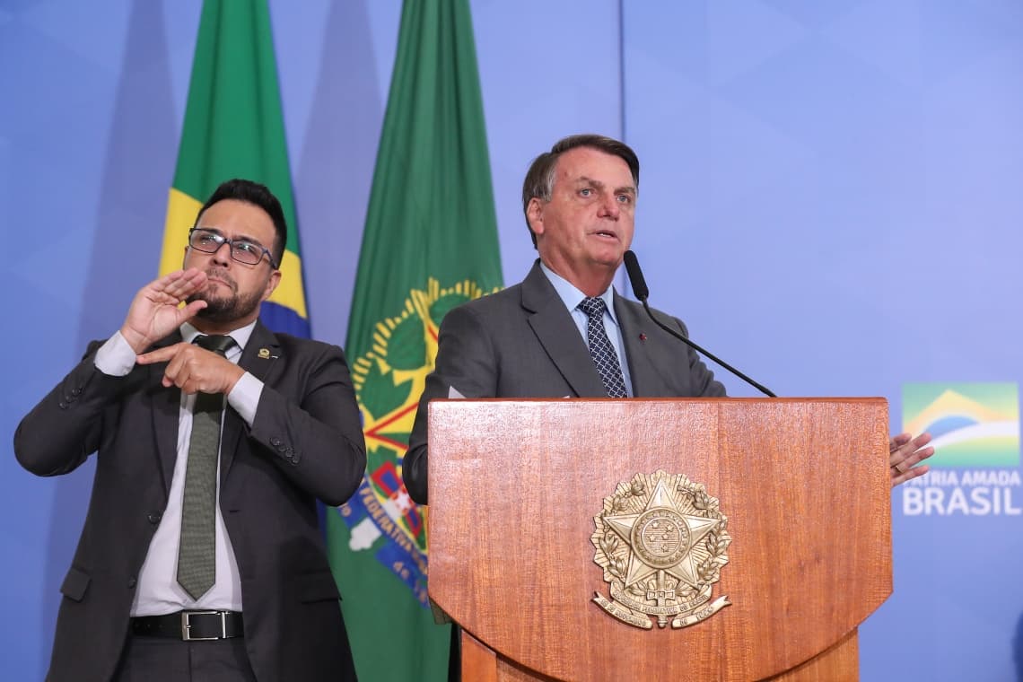 Governo prepara decreto que proíbe redes sociais de apagarem publicações