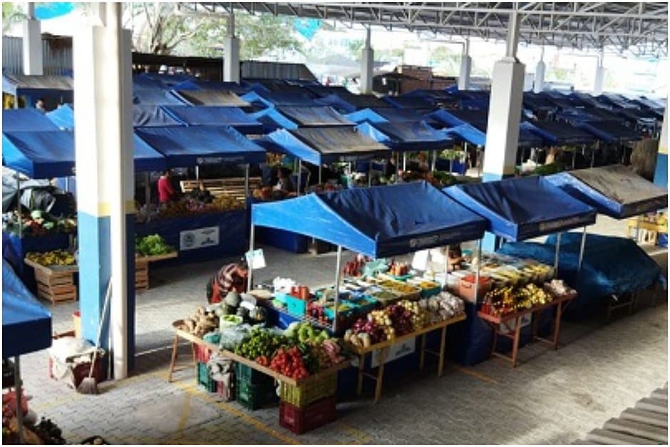 Homem é morto a tiros em Mercado Municipal de Teixeira de Freitas