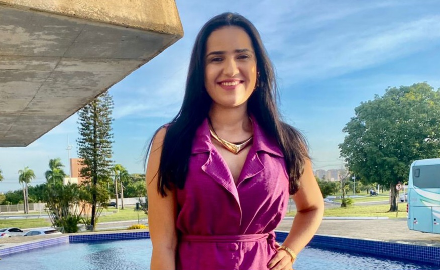 Professora de Ibirataia é Reconhecida com o Prêmio Pedro Demo de Ciências