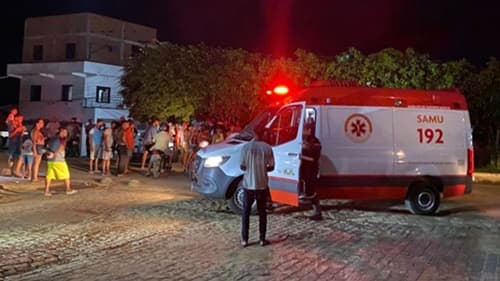 Ibirataia: Cavalo e veículo colidem e homem fica ferido