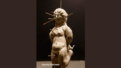 Boneca do Louvre: Feitiço de Amor Antigo encontrado em vaso de barro