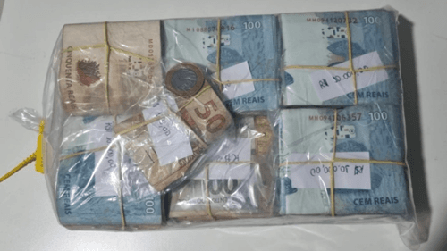 Polícia apreende R$ 120 mil em dinheiro vivo em ação contra agiotagem na Bahia