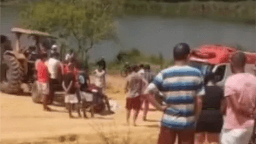 Homem morre atropelado por trator desgovernado em ladeira no interior da Bahia