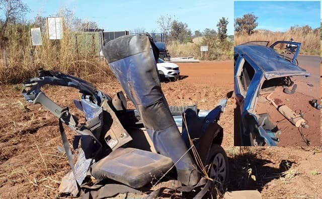 Carro se parte ao meio na Bahia após batida
