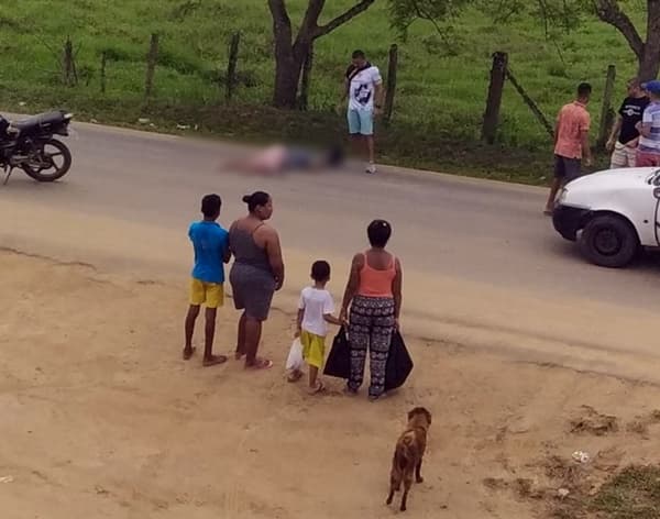 Acidente no Bairro Ponto Chic 2 em Ibirataia.