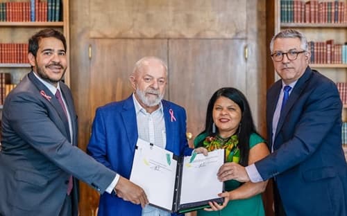 Presidente Lula veta artigos do Projeto de Lei 2903/2023, reforçando o compromisso com os Direitos dos Povos Originários