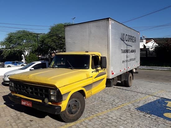 Polícia Militar recupera em Jitaúna caminhão furtado em Itabuna