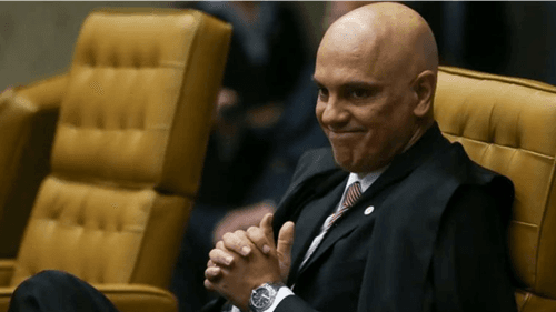 Alexandre de Moraes deixa cargo no STF após um ano