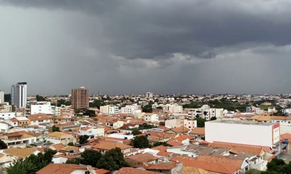 Virada do ano novo tem previsão de chuva em quase todo o Brasil