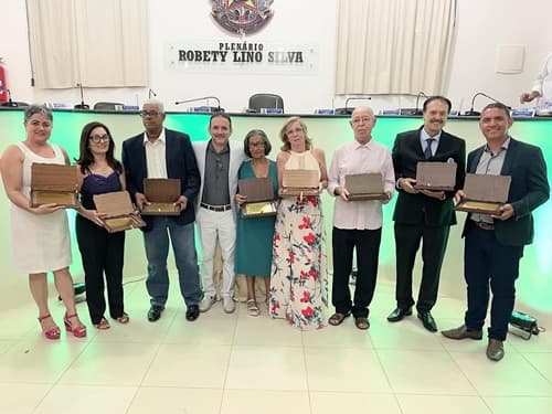 Ibirataia: Vice-prefeito Juca Muniz participa de evento que homenageou profissionais que prestaram serviços relevantes ao município