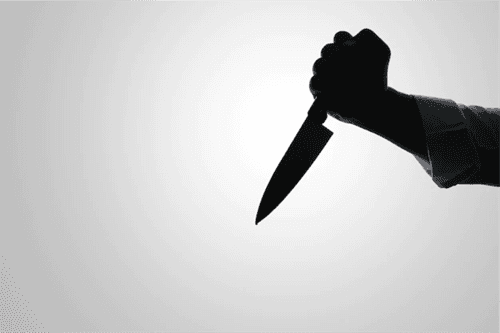 Bahia: Homem tenta matar o filho de 4 anos a facadas