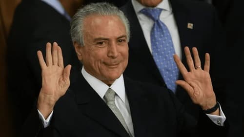 Baleia Rossi defende candidatura de Michel Temer à presidência em 2026