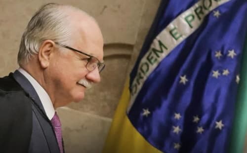 Crise no STF leva Fachin a convocar reunião com ministros do TSE às vésperas das eleições