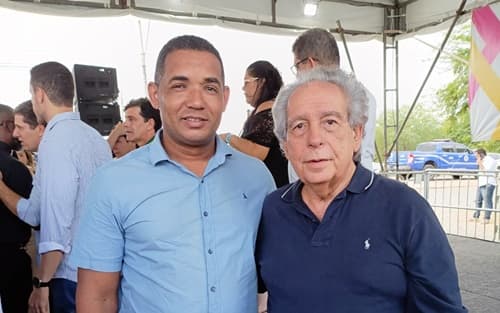 Ibirataia: Vereador Hueris da Pax conquista R$ 200 mil para saúde com apoio do deputado Paulo Magalhães