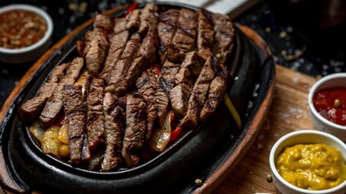 Homem é morto a facadas após comer carne da marmita de colega em Minas Gerais
