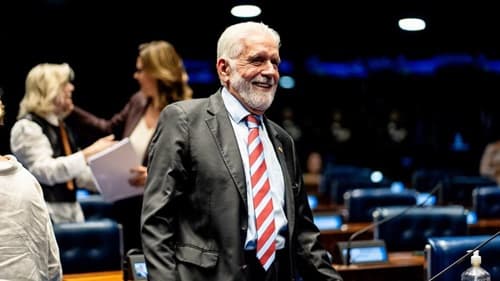 Projeto que torna Salvador capital simbólica do Brasil avança no Senado