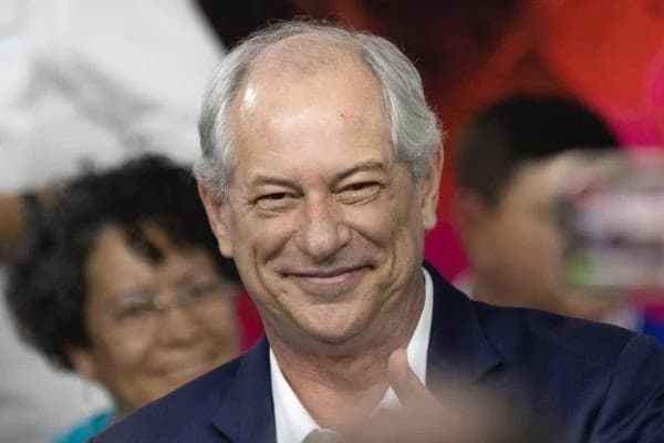 Ciro Gomes define vice-prefeita de Salvador, Ana Paula Matos, para vice na chapa presidencial