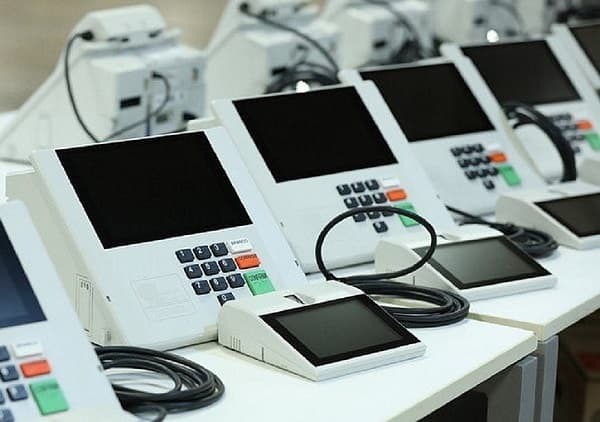 Presidente do TSE autoriza reforço das Forças Armadas para segurança no 1º turno